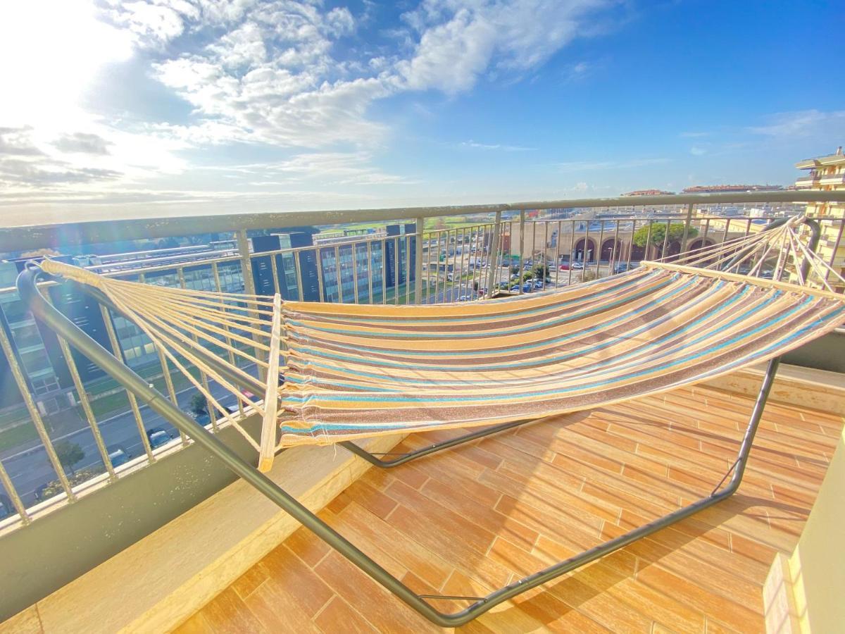 Golden Hour Apartment - Panoramic Terrace Fiumicino Zewnętrze zdjęcie